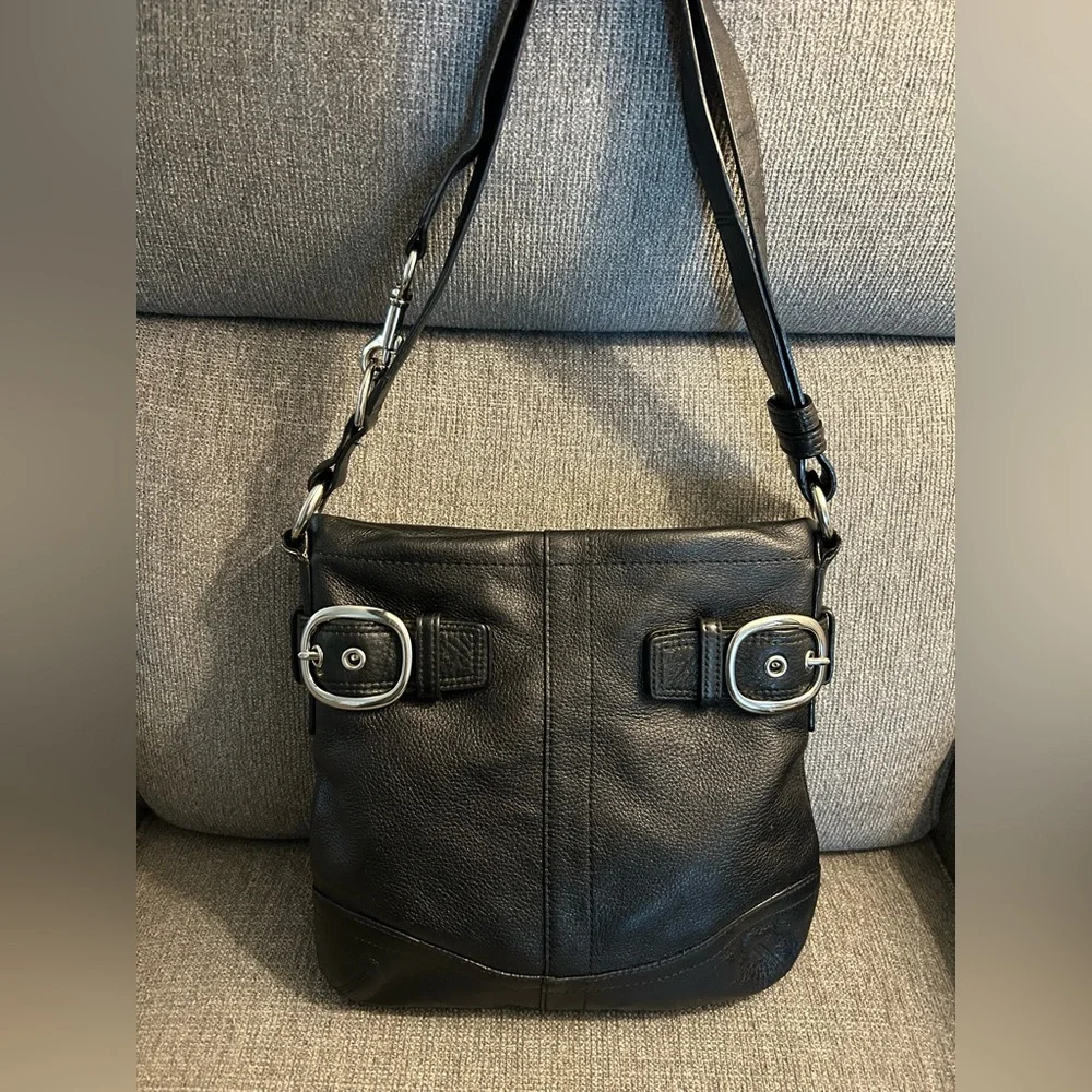 Coach Soho Black Leather Shoulder Convertible Strap Bag with Silver Hardware